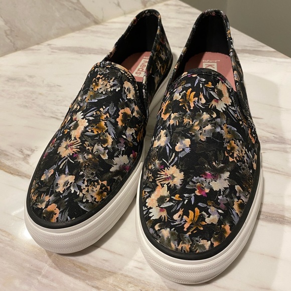 KEDS Double Decker Black Floral Slip on Sneakers Womens Size 8M EUC Water Color - Picture 3 of 9